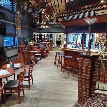 Hotel Mestarin Kievari Kemijärvi エクステリア 写真